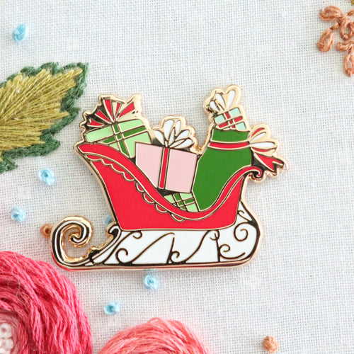 Needle Minder - Santa's Sleigh by Beverly McCullough