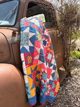 Load image into Gallery viewer, EXCLUSIVE! Americana Patriotic Picnic Quilt Kit by Lori Holt