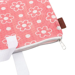 Big Daisy Project Bag by Lori Holt
