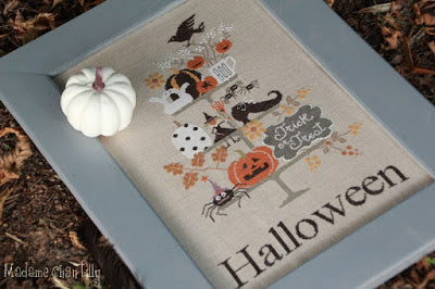Celebrate Tiered Trays - Halloween by Madame Chantilly