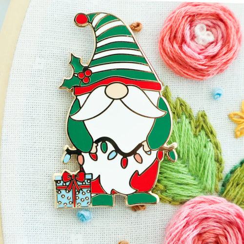 Needle Minder - Christmas Gnome by Beverly McCullough