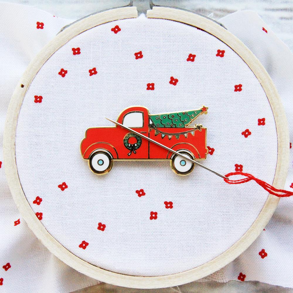 Needle Minder - Christmas Truck by Flamingo Toes