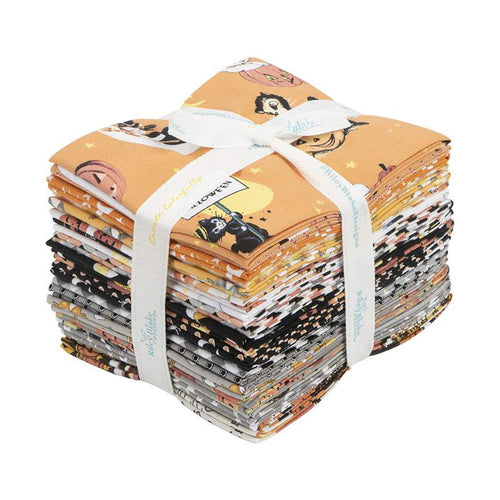 Fright Delight Fat Quarter Bundle by Lindsay Wilkes