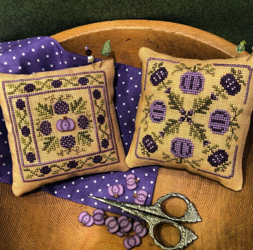 Purple Pumpkin Pin Keeps by Scissortail Designs