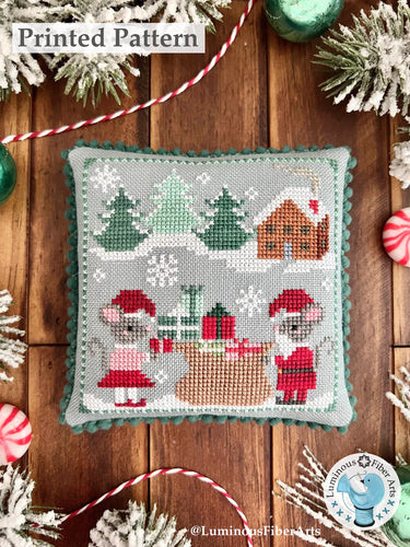 Mousecapades 5: Filling Santa's Bag by Luminous Fiber Arts